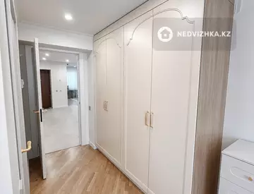 4-комнатная квартира, этаж 4 из 5, 185 м², миниатюра 11