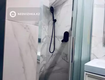 2-комнатная квартира, этаж 7 из 9, 87 м², миниатюра 12