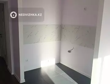 3-комнатная квартира, этаж 2 из 5, 62 м², миниатюра 7