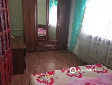 2-комнатная квартира, этаж 1 из 4, 37 м², миниатюра 6