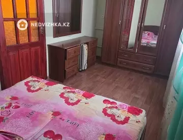 2-комнатная квартира, этаж 1 из 4, 37 м²