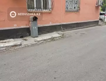 2-комнатная квартира, этаж 1 из 4, 37 м², миниатюра 8