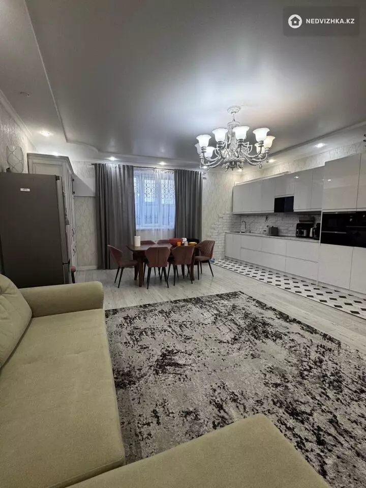 4-комнатный дом, 5 соток, 446 м², фотография 5
