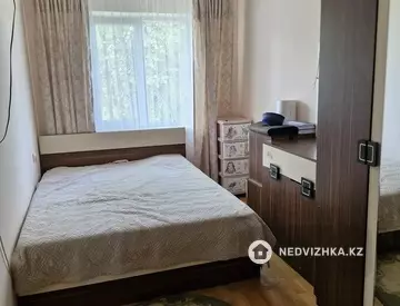 3-комнатная квартира, этаж 4 из 4, 58 м²