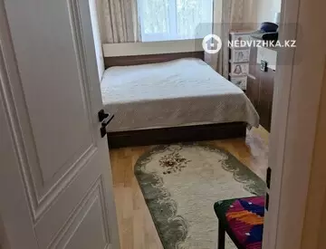 3-комнатная квартира, этаж 4 из 4, 58 м²
