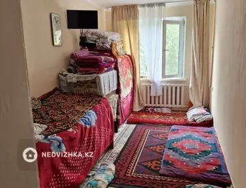 3-комнатная квартира, этаж 4 из 4, 58 м², миниатюра 6