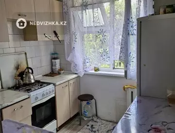 3-комнатная квартира, этаж 4 из 4, 58 м², миниатюра 9