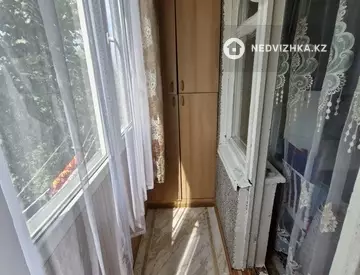 3-комнатная квартира, этаж 4 из 4, 58 м², миниатюра 11