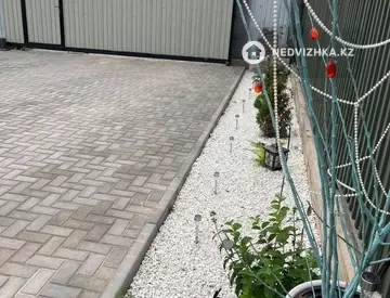 4-комнатный дом, 9.8 соток, 120 м²
