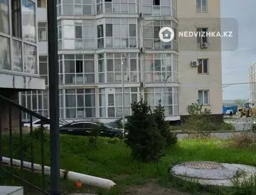 2-комнатная квартира, этаж 1 из 5, 84 м²