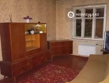 2-комнатная квартира, этаж 2 из 2, 42 м²