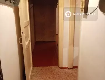 2-комнатная квартира, этаж 2 из 2, 42 м², миниатюра 10