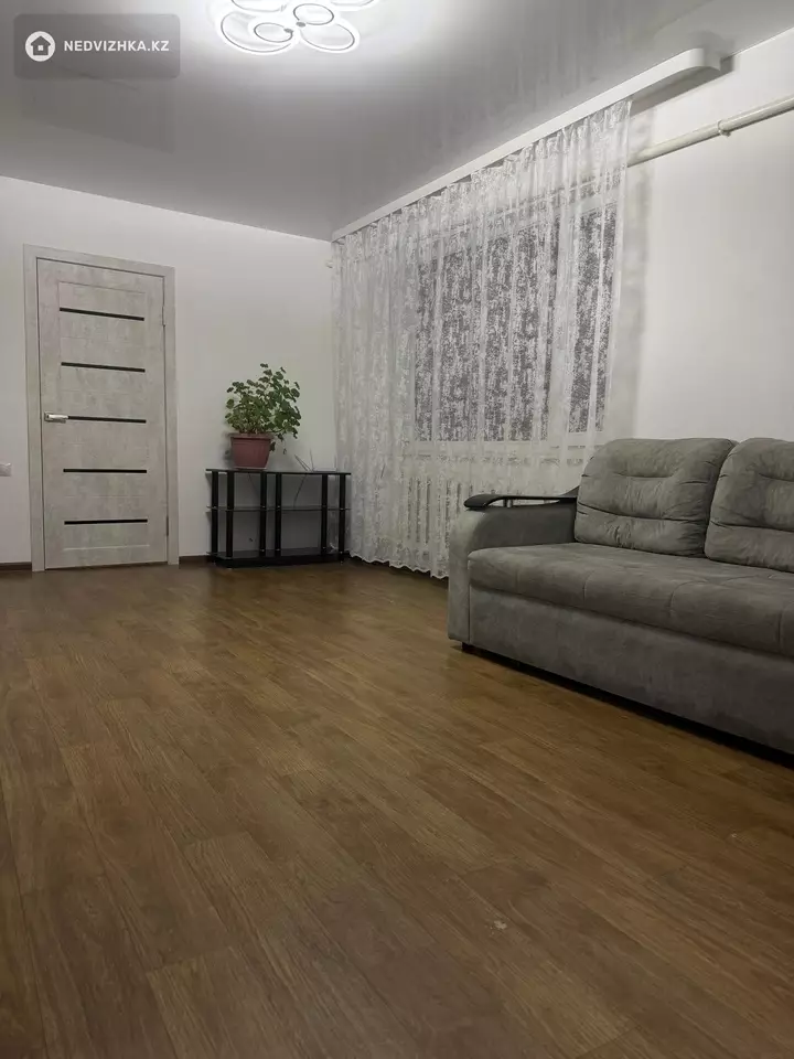 5-комнатный дом, 8 соток, 82 м², фотография 3