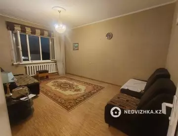 2-комнатная квартира, этаж 6 из 9, 70 м², Посуточно