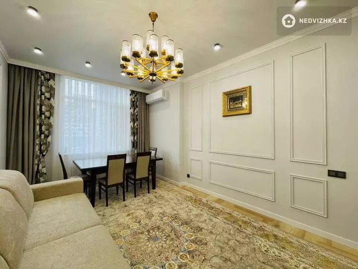 3-комнатная квартира, этаж 3 из 15, 87 м², фотография 2