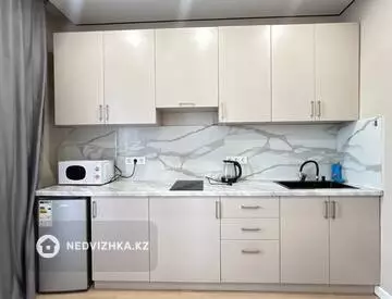 1-комнатная квартира, этаж 6 из 9, 39 м², миниатюра 7