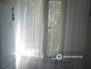 2-комнатная квартира, этаж 3 из 5, 42 м²
