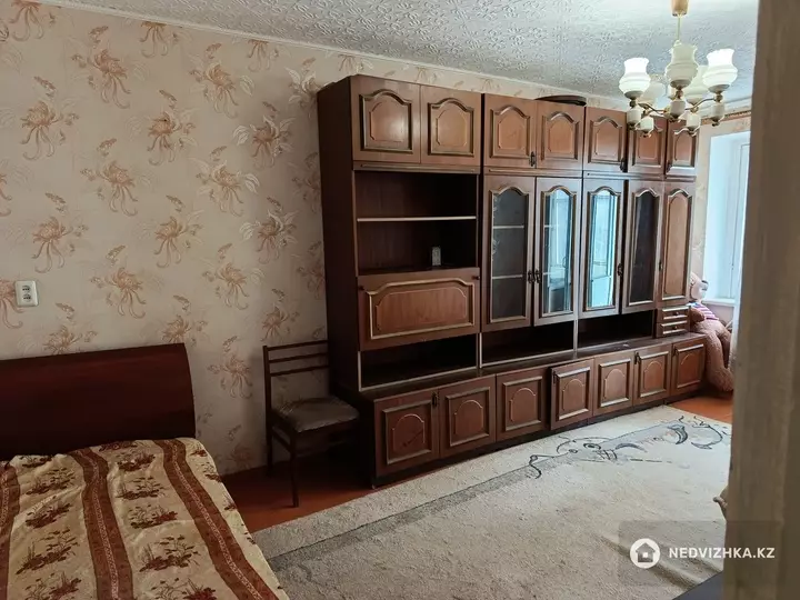 1-комнатная квартира, этаж 2 из 6, 31 м², фотография 2