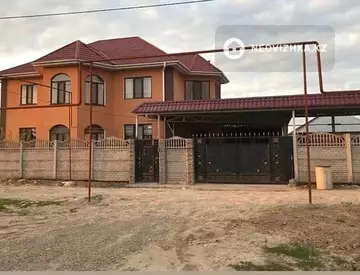 6-бөлмелі үй, 8 соттық, 315 м², 1-нобай
