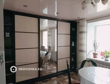 2-комнатная квартира, этаж 5 из 5, 60 м²