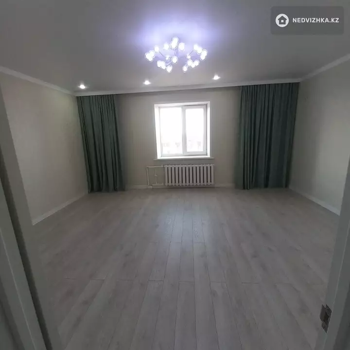 2-комнатная квартира, этаж 5 из 5, 70 м², фотография 4