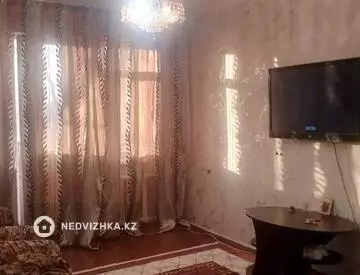 2-комнатная квартира, этаж 4 из 4, 47 м², миниатюра 6