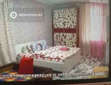 1-комнатная квартира, этаж 2 из 3, 45 м², На длительный срок