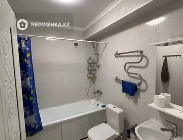 1-комнатная квартира, этаж 4 из 5, 52 м²
