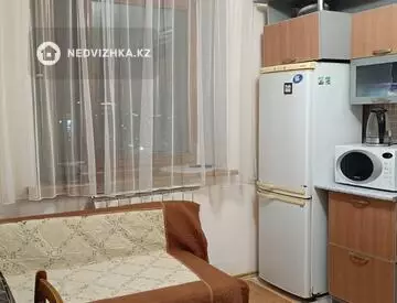 1-комнатная квартира, этаж 10 из 14, 35 м²