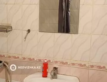 1-комнатная квартира, этаж 10 из 14, 35 м², миниатюра 7