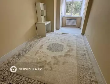 2-комнатная квартира, этаж 1 из 5, 58 м²