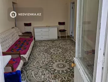 3-комнатная квартира, этаж 4 из 4, 58 м²