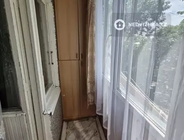 3-комнатная квартира, этаж 4 из 4, 58 м²