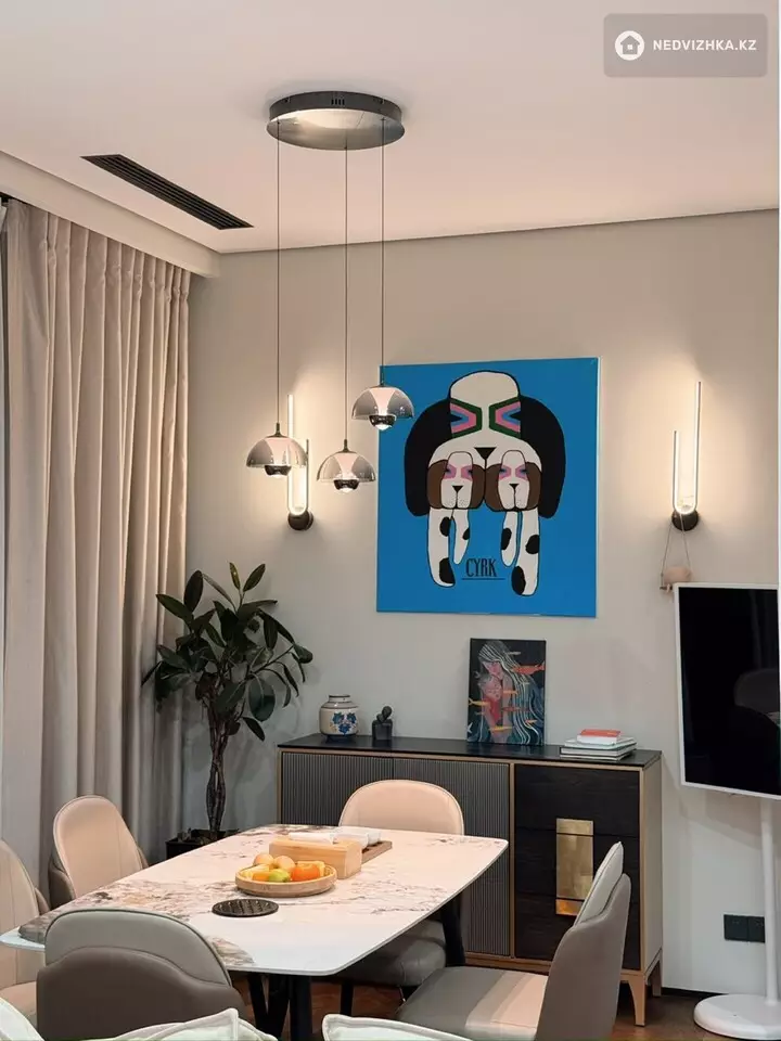 3-комнатная квартира, этаж 5 из 5, 134 м², фотография 2