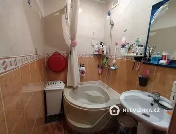 2-комнатная квартира, этаж 4 из 4, 56 м², миниатюра 9
