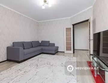 2-комнатная квартира, этаж 7 из 14, 55 м², Посуточно