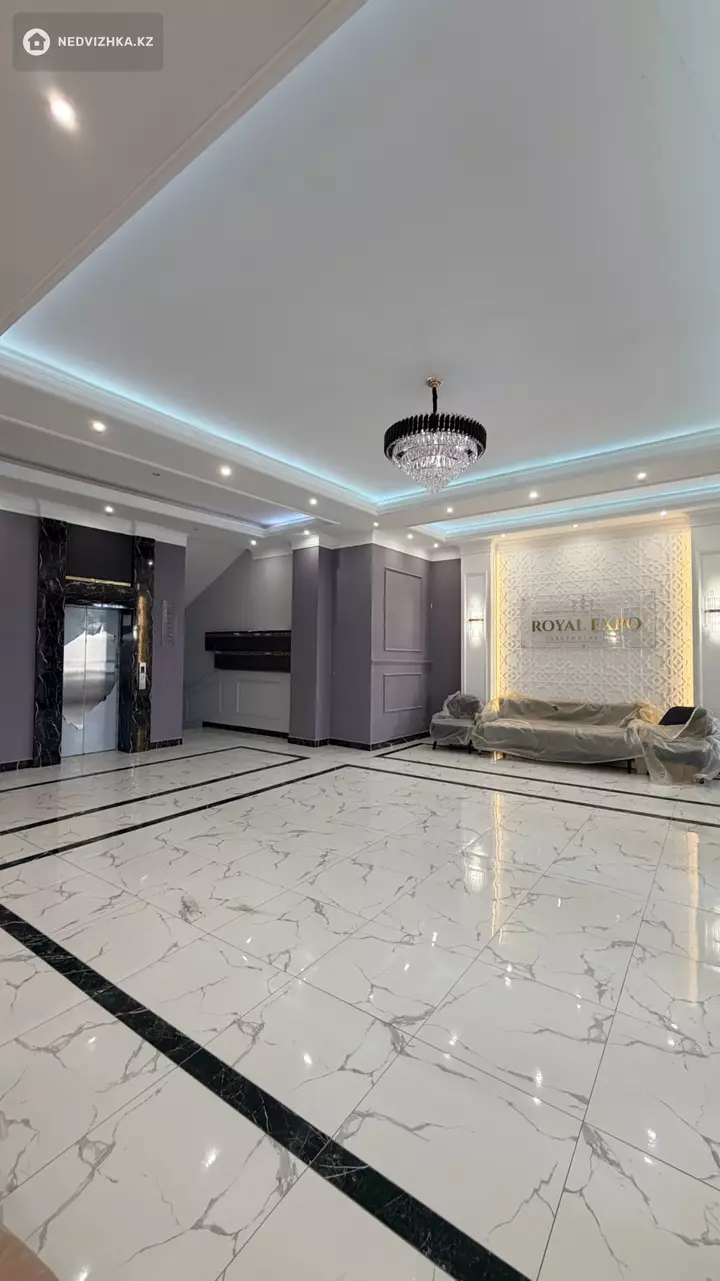 4-комнатная квартира, этаж 7 из 7, 145 м², фотография 2