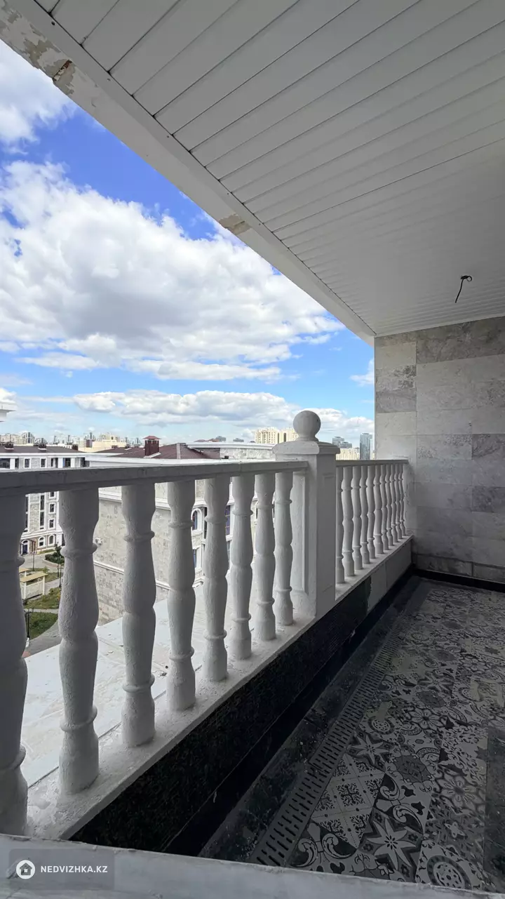4-комнатная квартира, этаж 7 из 7, 145 м², фотография 3