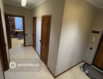 2-комнатная квартира, этаж 12 из 15, 68 м², миниатюра 8