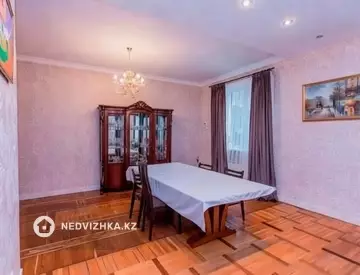 7-бөлмелі үй, 10 соттық, 419 м², 6-нобай