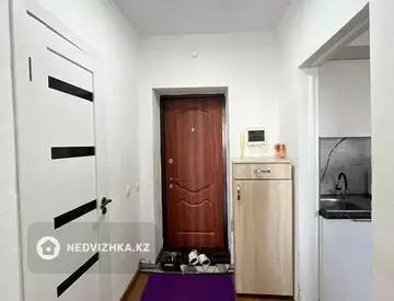 2-комнатная квартира, этаж 9 из 10, 35 м²