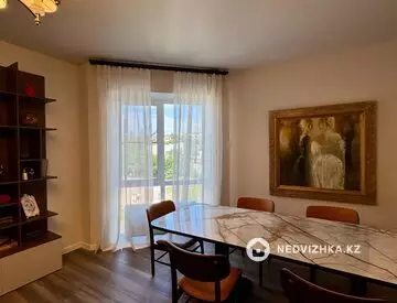 2-комнатная квартира, этаж 4 из 4, 95 м², миниатюра 4