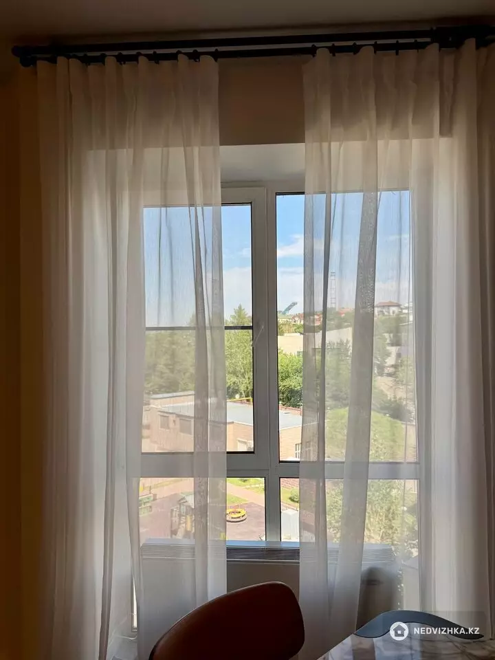 2-комнатная квартира, этаж 4 из 4, 95 м², фотография 5