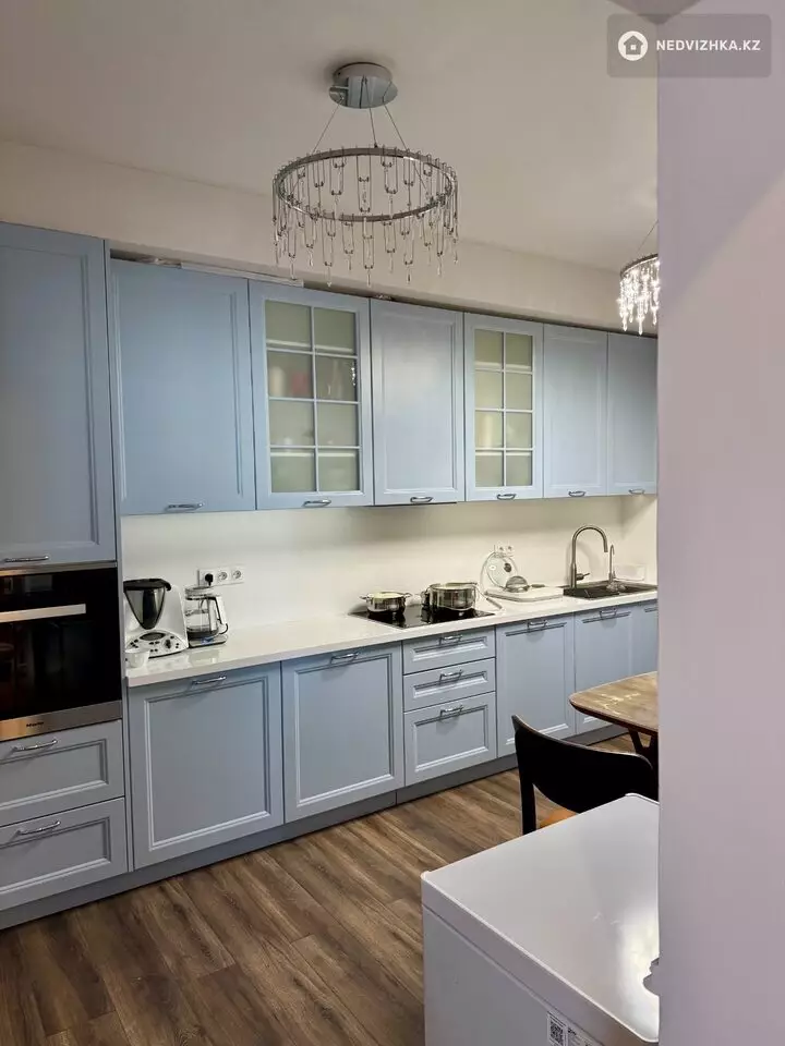 2-комнатная квартира, этаж 4 из 4, 95 м²