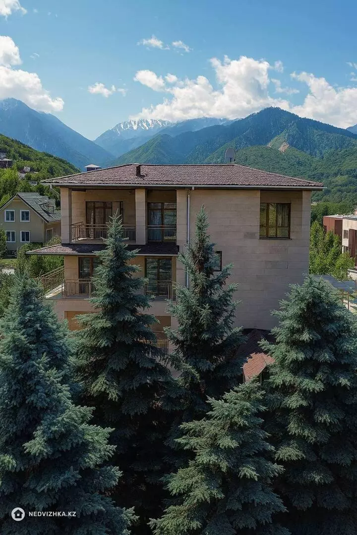 5-комнатный дом, 10 соток, 500 м², фотография 2