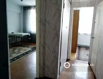 1-комнатная квартира, этаж 4 из 5, 37 м²