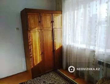 1-комнатная квартира, этаж 4 из 5, 37 м², миниатюра 10