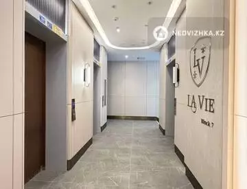 2-комнатная квартира, этаж 14 из 18, 76 м², миниатюра 6