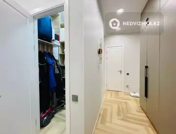 3-бөлмелі пәтер, қабат 3 барлық қабат саны 15, 87 м², 4-нобай