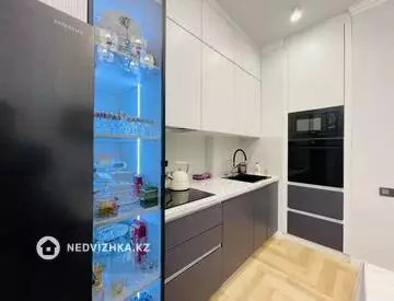 3-бөлмелі пәтер, қабат 3 барлық қабат саны 15, 87 м², 8-нобай
